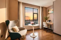 Shenzhen Liquean International Hotel (Longhua Qiankeng Metro Station Guanlan Tianhong Plaza Branch) - WLAN