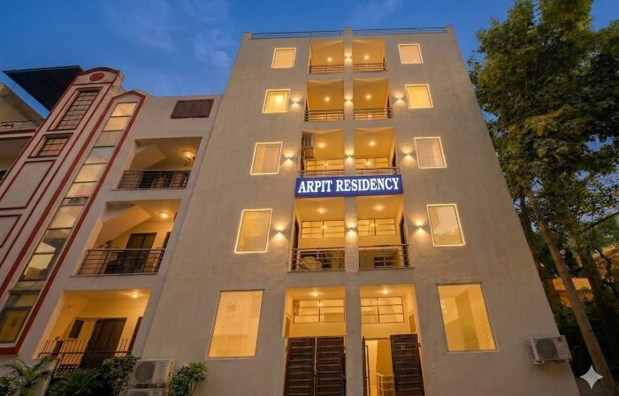 Super Townhouse 28