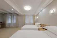 Floral Hotel・SIX CHERRY RETREATS | WoodNest on Yunlin Hillside・Zen Retreat Villa - romantique