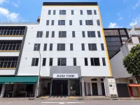 Aura Hotel Mackenzie Hotels near Colbar