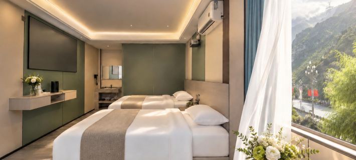 Mercure Hotel(Condine Bus Station) Ξενοδοχεία στην πόλη Κανγκίνγκ
