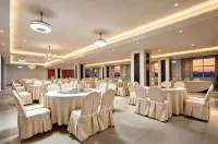 Yongde Yonglida Dinghao Hotel (Block B Hot Spring Shop) - parcheggio