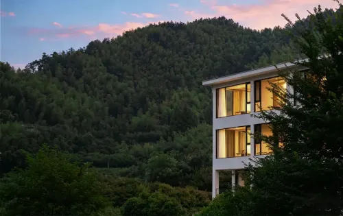 Sunian · Glen Brook Valley Stream Hotspring Retreat - بار
