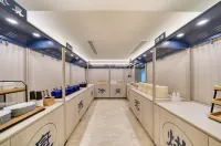 HanTing Hotel (Shengzhou Baolong Square)