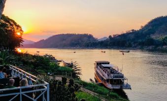 Villa Alounsavath Mekong Riverside