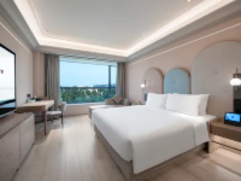 Mercure Guangzhou Baiyun International Airport Terminal2 Hotel Hotels near Baiyunjichangbei Railway Station