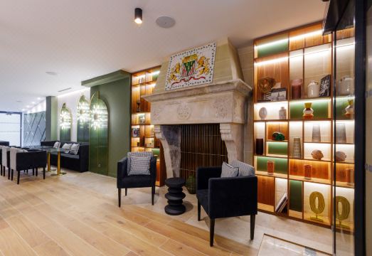 4. 스타 샹젤리제..