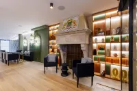 Star Champs-Elysées Hotels in Paris