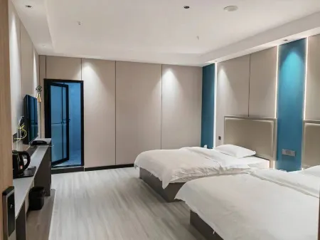 Yangxin Fuhe Renjia Hotel Отели рядом с достопримечательностью «Xiang'egan Bianqu E Southeast Cemetery of Revolutionary Martyrs»