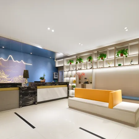 Jingdu Hotel ( Xiangyang Qinghe Road Railway Station)