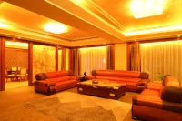 Golden Wave Hotel Hotel in zona Huangjiangzhen Pedestrian Street