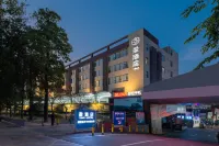 深圳盈飯店（西麗大學城珠光地鐵站店） 華僑城住宿飯店