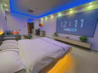 Tayu Creative Theme Hotel Apartment (Changchun Guanghua College Store) Hotels near Caihong Square