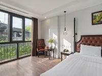 22แลนด์ 71 ฮังบง โรงแรม โรงแรมใกล้ประตูเมืองเก่า