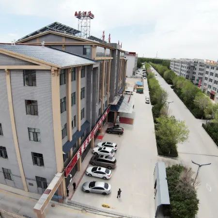 Delingha Yuhao Hotel