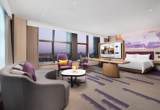 5. 햄튼 바이 힐튼..