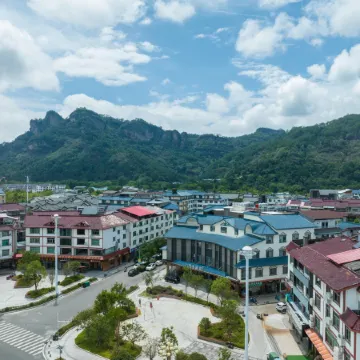 Manxin Hotel Wuyishan Sangu Resort Отели рядом с достопримечательностью «Culture Tourism Pedestrian Street»
