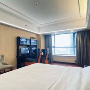 Bantang Esports Chain Hotel (Fenyi Changshan South Road Branch)