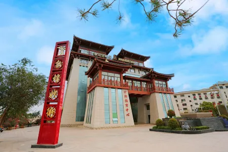 Jinjiang Inn Select Hotel (Dunhuang Bookstore Night Market)