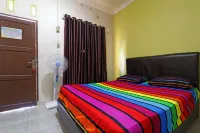 Hotel Grand Family Hotel dekat Pantai Romantis