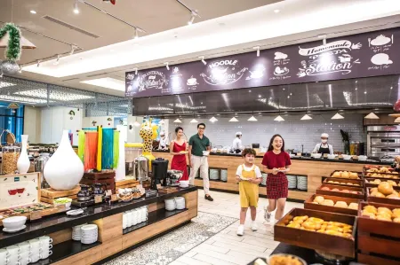 Vinpearl Wonderworld Phu Quoc Отели рядом с достопримечательностью «Grand World Phu Quoc»