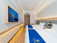 Super 8 Selected Hotels(Beijing Capital Airport Store)