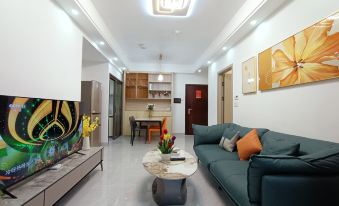 Shenzhen Meiyu Executive Apartment (Guangming Phoenix City Subway Station)