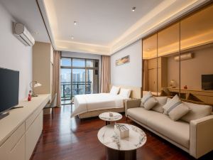 Elaine Saville Apartment (Guangzhou Zhujiang New Town Tancun Subway Station)