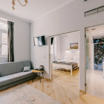 Neapolis 1897 Boutique Luxury Rooms Отели рядом с достопримечательностью «Театр Лампети»