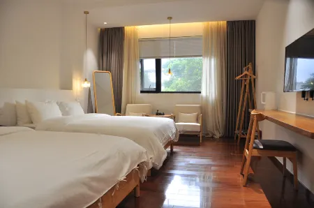 Xingle Hotel (Suzhou Guanqian Street Pingjiang Road)