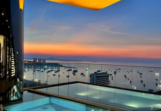 Edge Central Pattaya Lux 외관 또는 객실