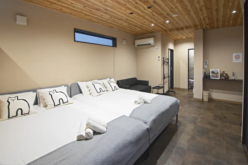 tsutenkaku 2 minutes from Emisu-cho Station!  Share  Save