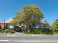 Scenic Hotel Cotswold Hotels in Christchurch