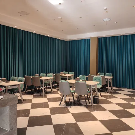 Nanzhao Senyao Hotel