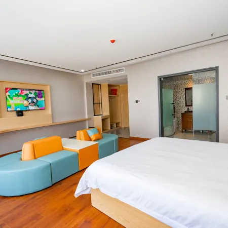 Kangqiao Oasis Hotel