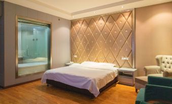 Shell Hotel (Zibo Zhoucun Ancient Shopping Mall)