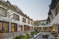 Jiuhua Mountain Shanyuxi Homestay (Roushen Baodian) Hotels near Roushen Temple