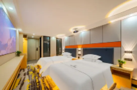 Qingcheng Lizhi Hotel (Shantou Vientiane City) Hotels near Jinsha Park