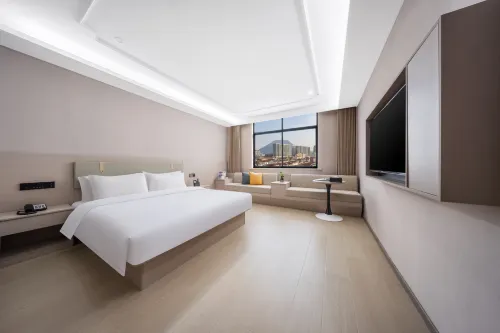 INTO Film Road Shuyue Hotel (Hengdian Film & Television City Branch)