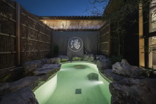 ZHI SHAN HOT SPRING .DESIGN  HOMESTAY