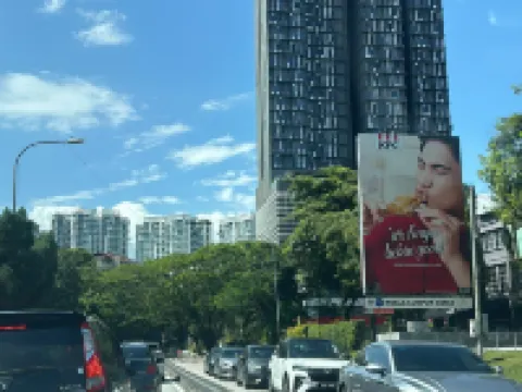 蘇西特套房哈塔馬斯-由竹棲酒店管理 鄰近Menara KEN TTDI的酒店