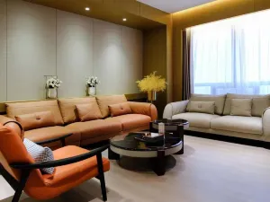 Huayin International Hotel