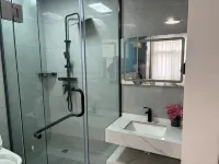 Xiangyue Serviced Apartment (Hanzhong High-Speed Railway Station Central Plaza)