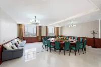 Aksu Nguyen Hotel