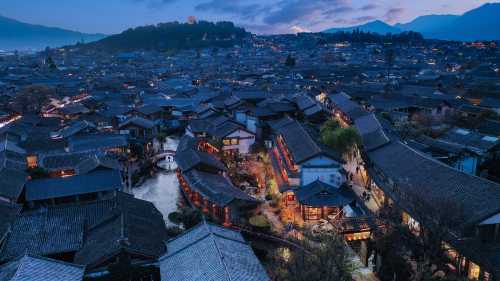 麗江古城Fog Gallery山嵐溪畔煙雨長廊全景觀景民宿（木府南門店）