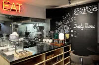 Maverick Central Market - Bữa sáng