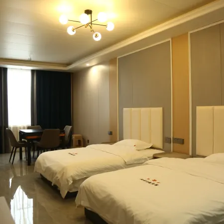 Fenglin Themed Hotel