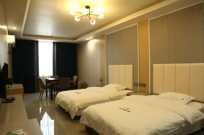 Fenglin Themed Hotel Hotels near Zhang Xiumei Statue