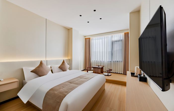 Jindu Hualong City Light Luxury Hotel