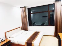 Hua Ting Apartment Hotel